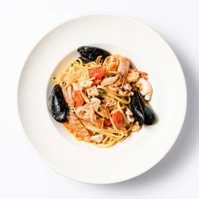 Linguine me fruta deti Linguine me fruta deti